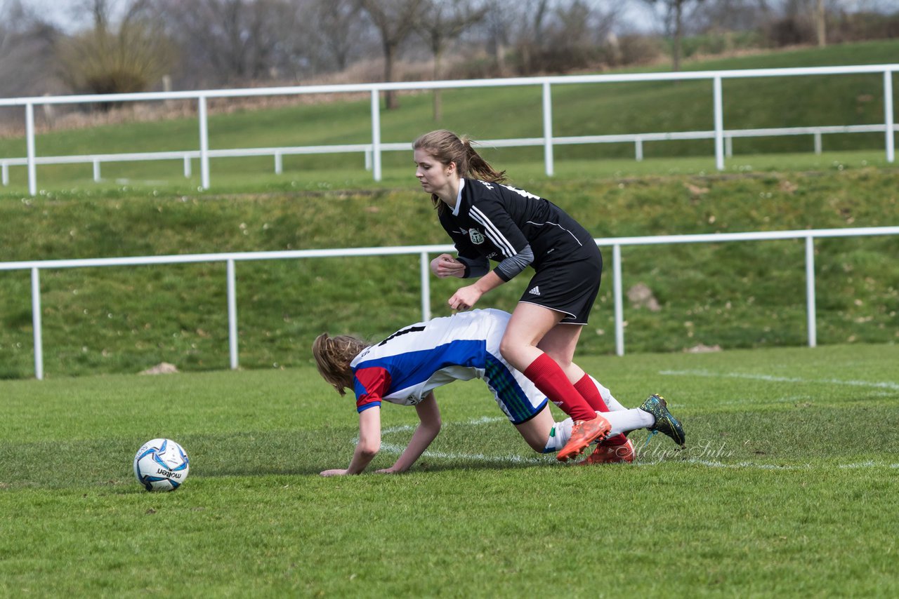 Bild 346 - wBJ SV Henstedt Ulzburg - TSV Schnberg : Ergebnis: 5:2